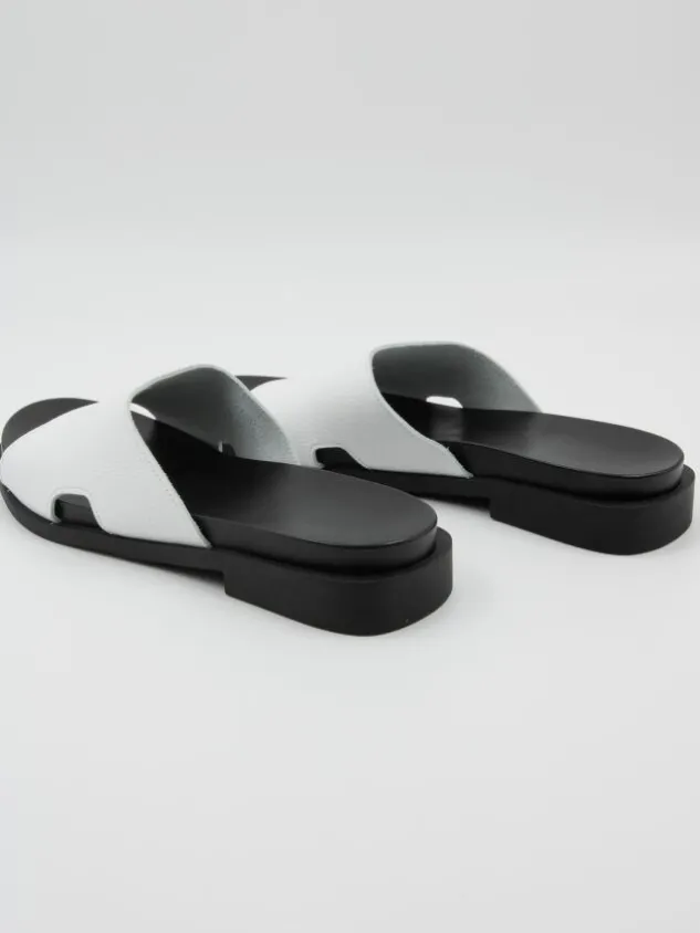 arche_sandals_makuzi_whit_2.webp Arche sandals MAKUZI White