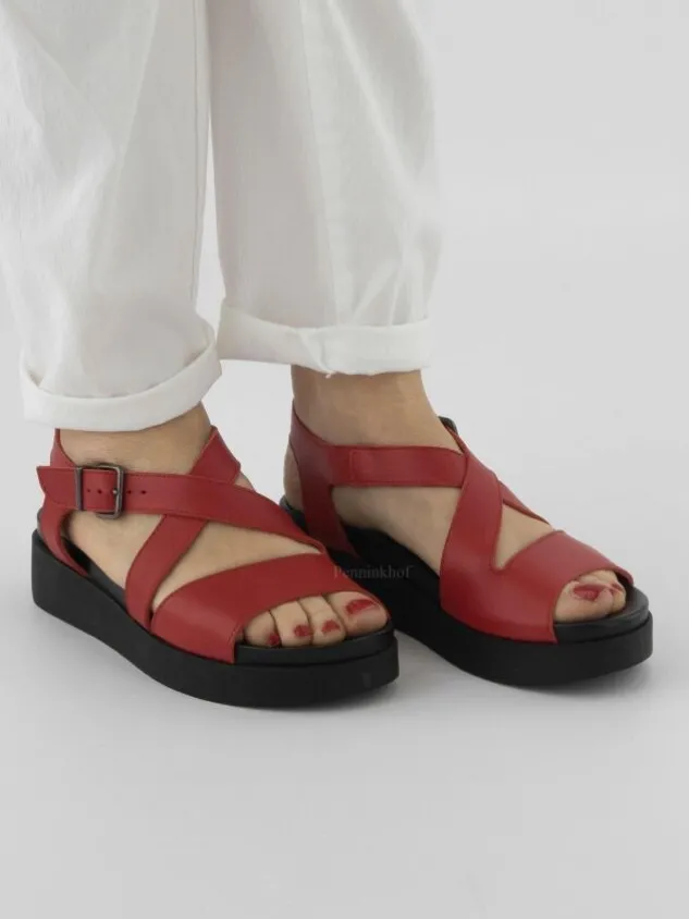 arche_sandals_myakki_red_4.webp Arche sandals MYAKKI Red