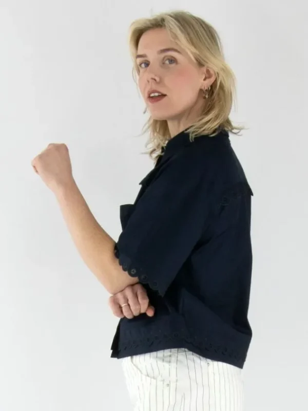 High blouses CATCHPHRAISE 750856 Blue