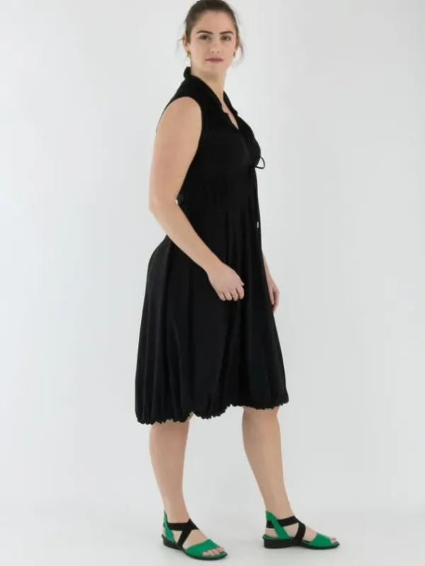 High dresses SPIRITED S21809 Black