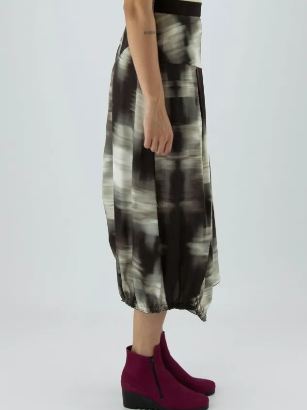 high_skirts_literally_s_g_4.webp High skirts LITERALLY S20316 Green