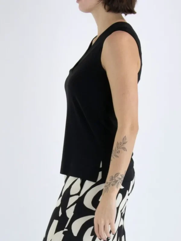 Joseph Ribkoff tops 241239 Black