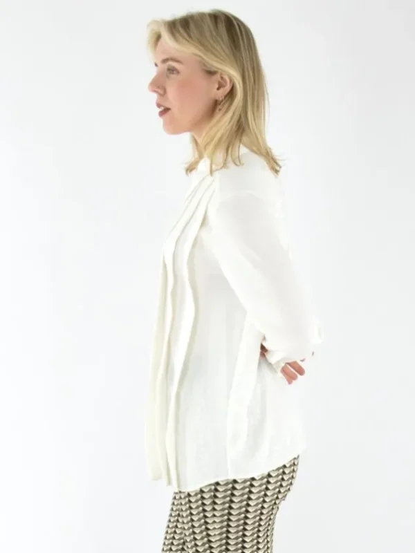 Marc Cain blouses YC 51.18 W39 Cream White