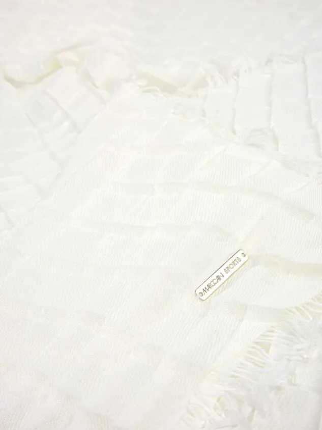 marc_cain__scarves_ys_b_z_1.webp Marc Cain scarves YS B4.02 Z08 Cream White