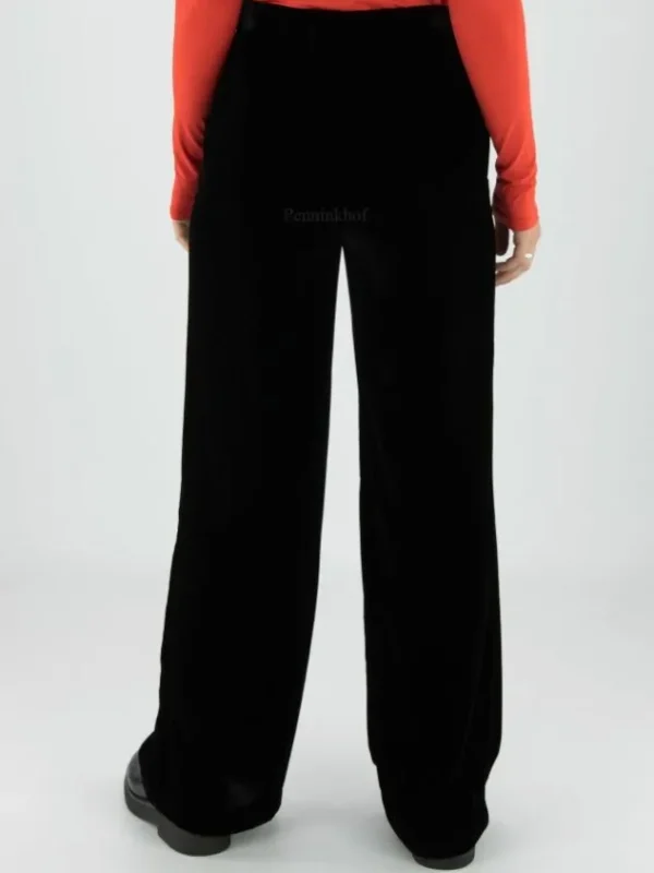 Marc Cain trousers VC 81.54 W97 Black