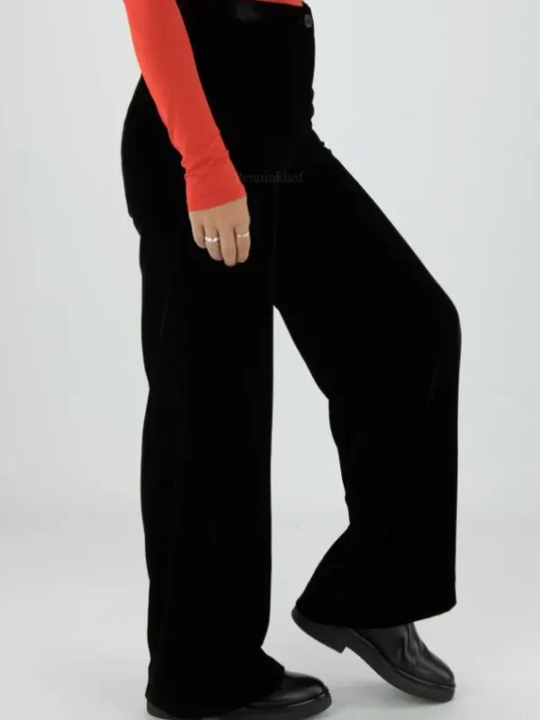 Marc Cain trousers VC 81.54 W97 Black