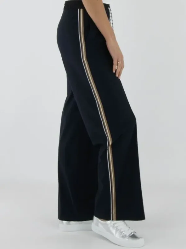Marc Cain trousers YS 81.41 J40 Blue
