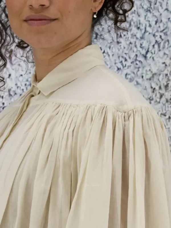 Peserico blouses S016197L1 00481 Cream White