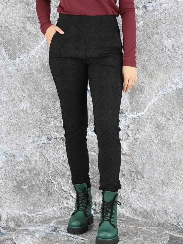 rundholz_trousers___black_1-2.webp Rundholz trousers 344 0113 Black