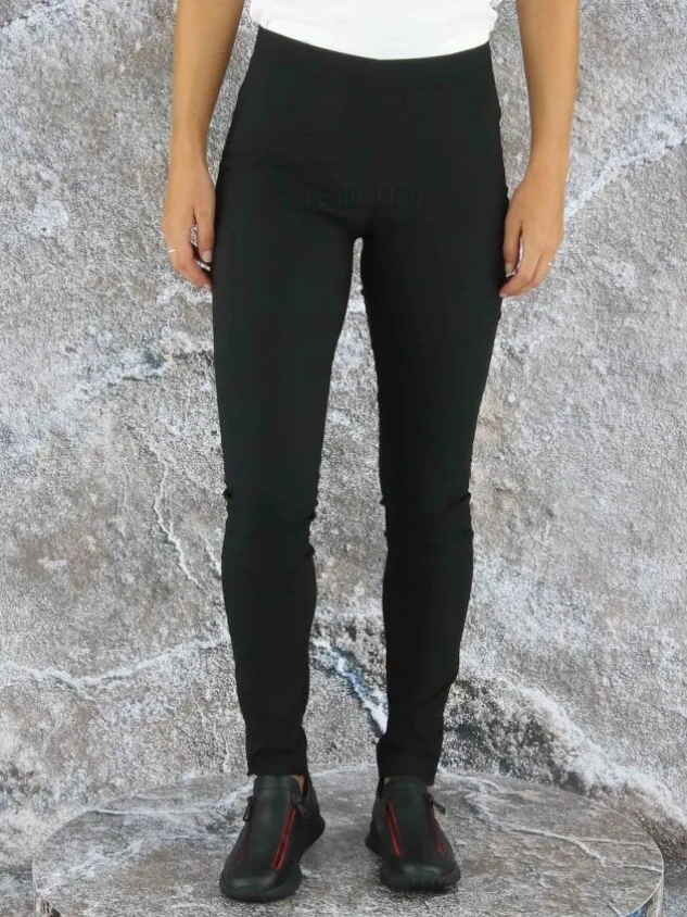 rundholz_trousers___black_1-3.webp Rundholz trousers 363 0110 Black