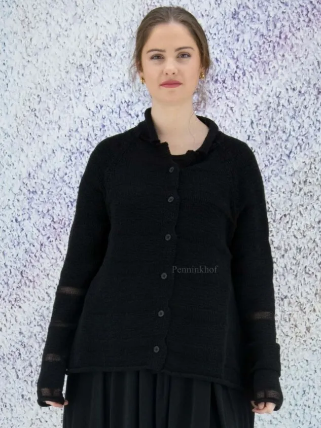 rundholz_vests____black_1.webp Rundholz vests 123 372 7102 Black